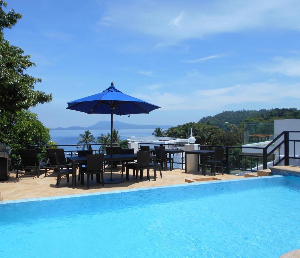 Out Of The Blue Resort Puerto Galera Exterior foto