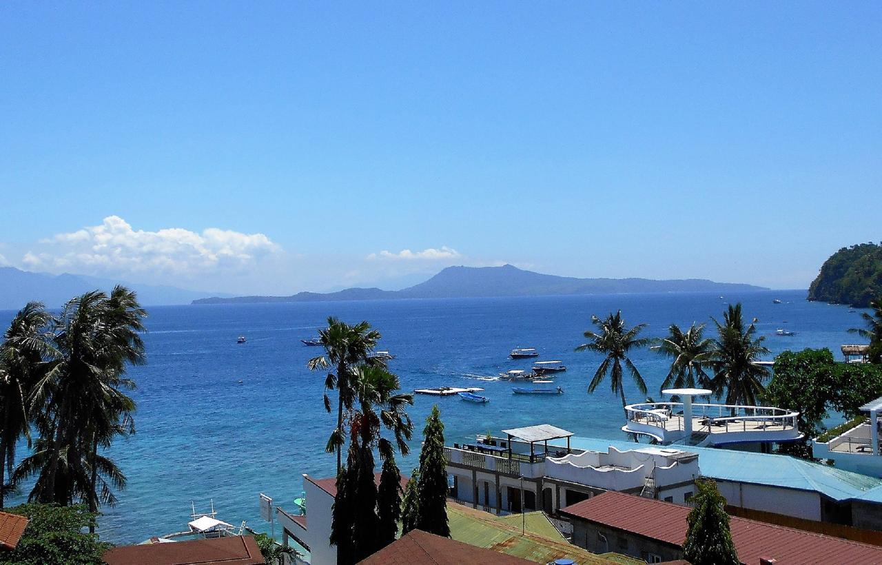 Out Of The Blue Resort Puerto Galera Exterior foto